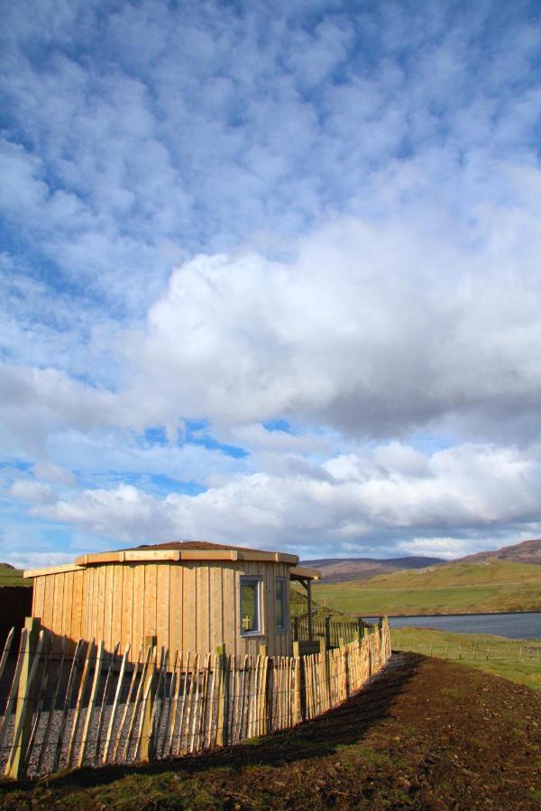 Skye Cabins Skeabost Dış mekan fotoğraf