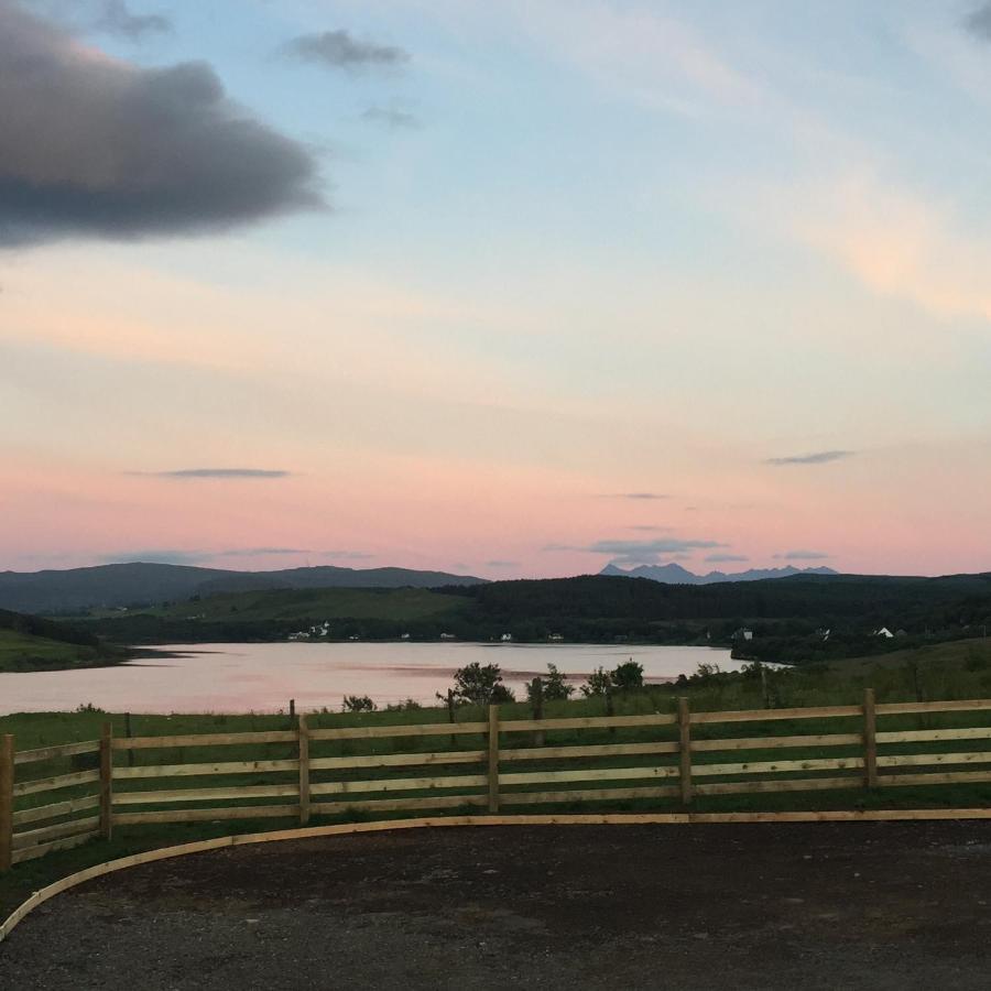 Skye Cabins Skeabost Dış mekan fotoğraf